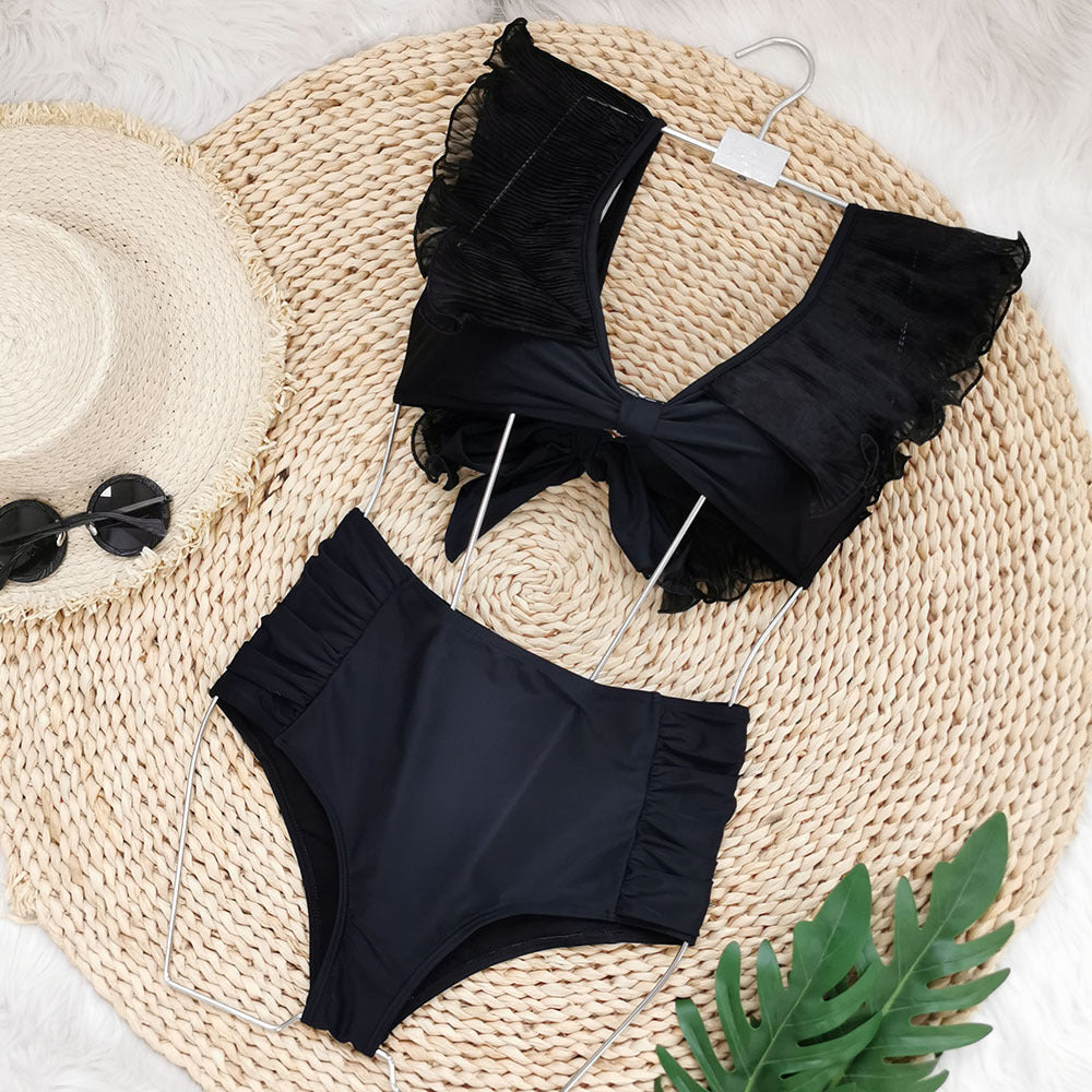 Bañador Chic con Detalles Elegantes