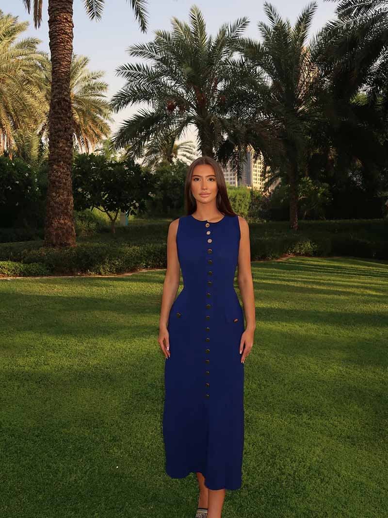 Vestido Midi Tejido con Botones Metálicos