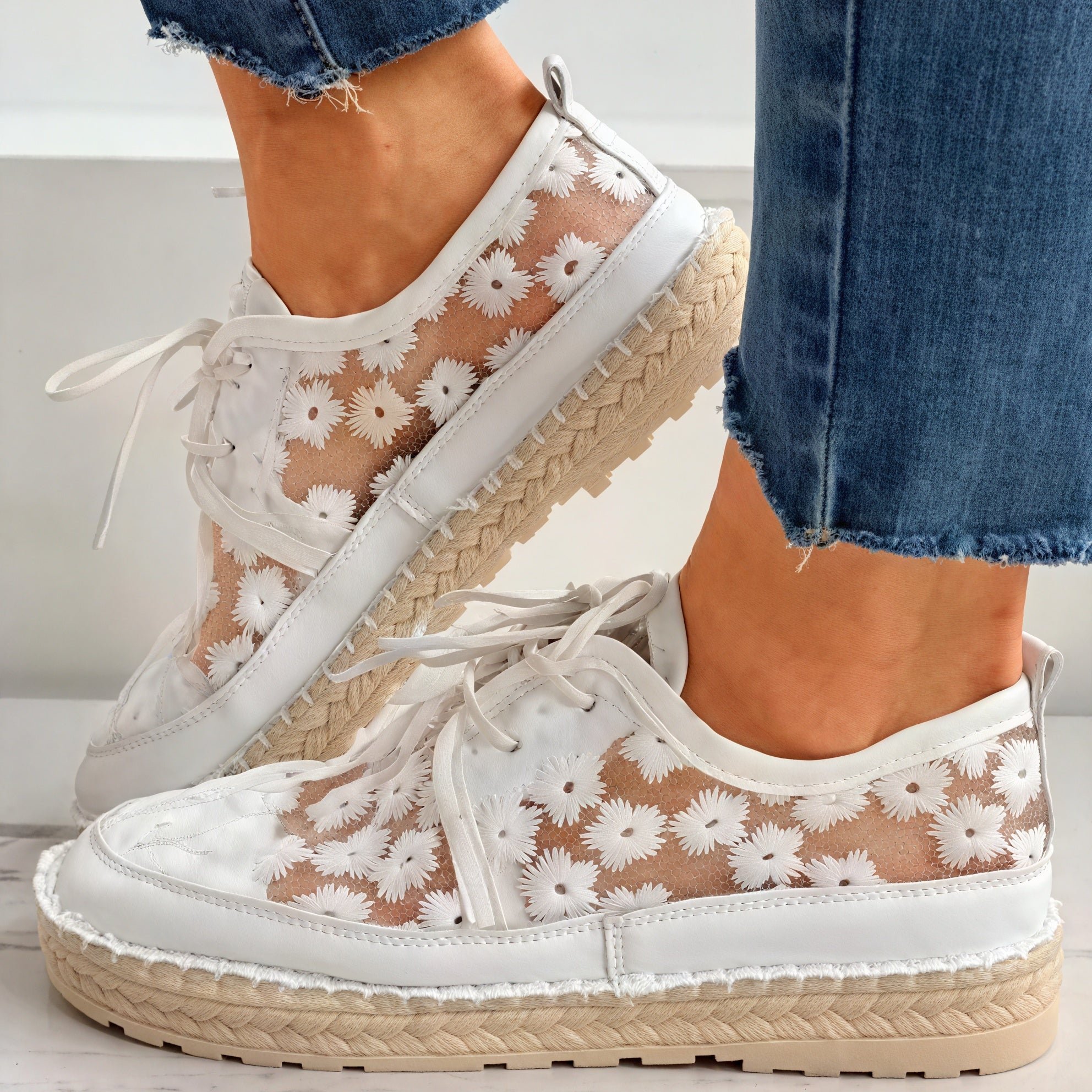 Zapatos Malla Floral - Comodidad y Estilo Único