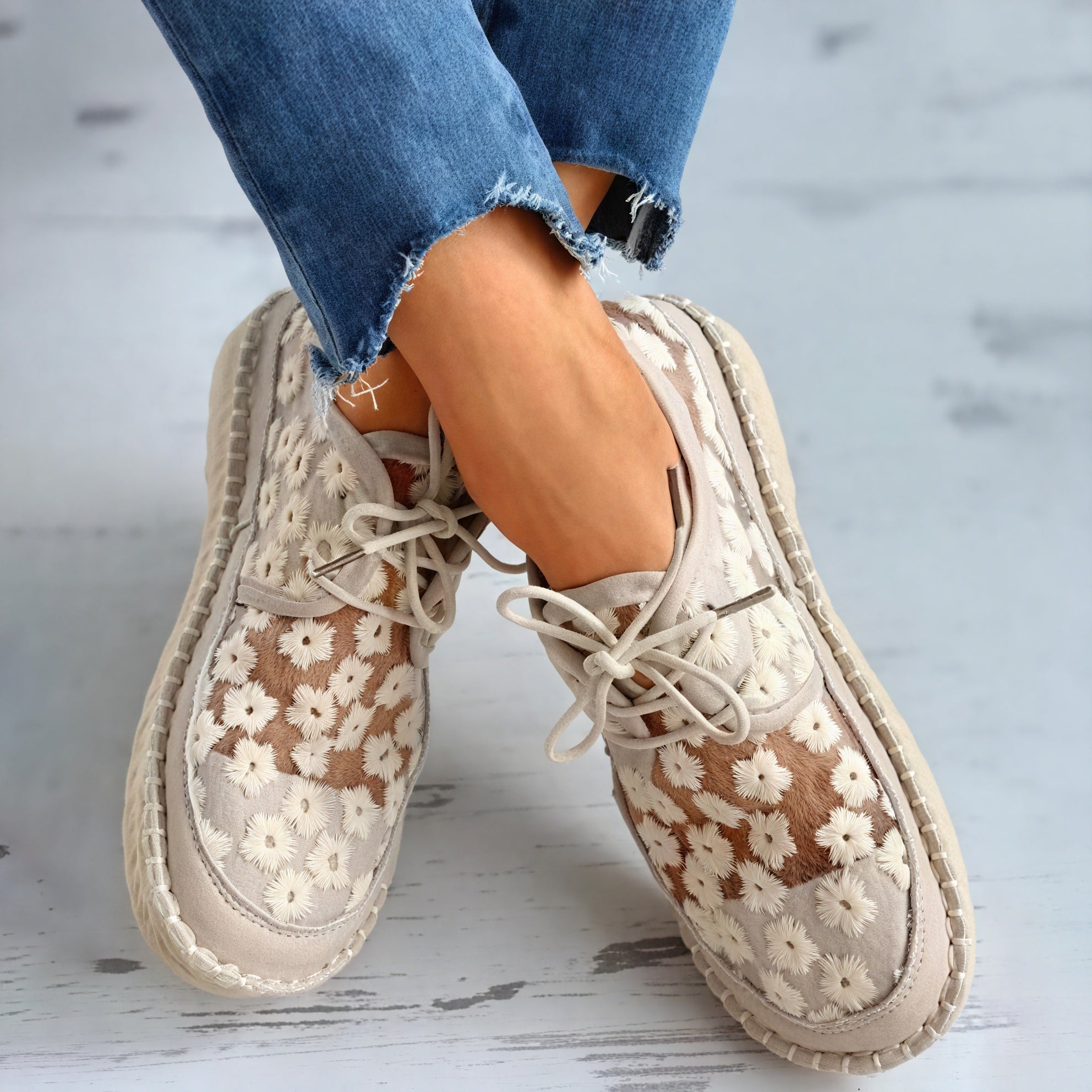 Zapatos Malla Floral - Comodidad y Estilo Único