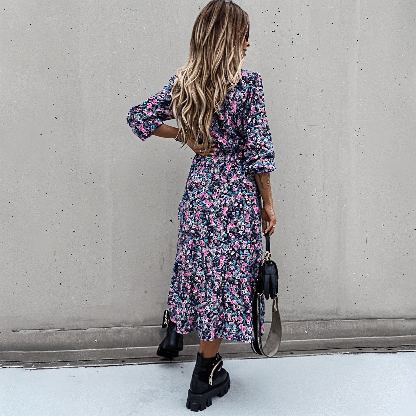Vestido Bohemio Floral con Cintura Ajustable