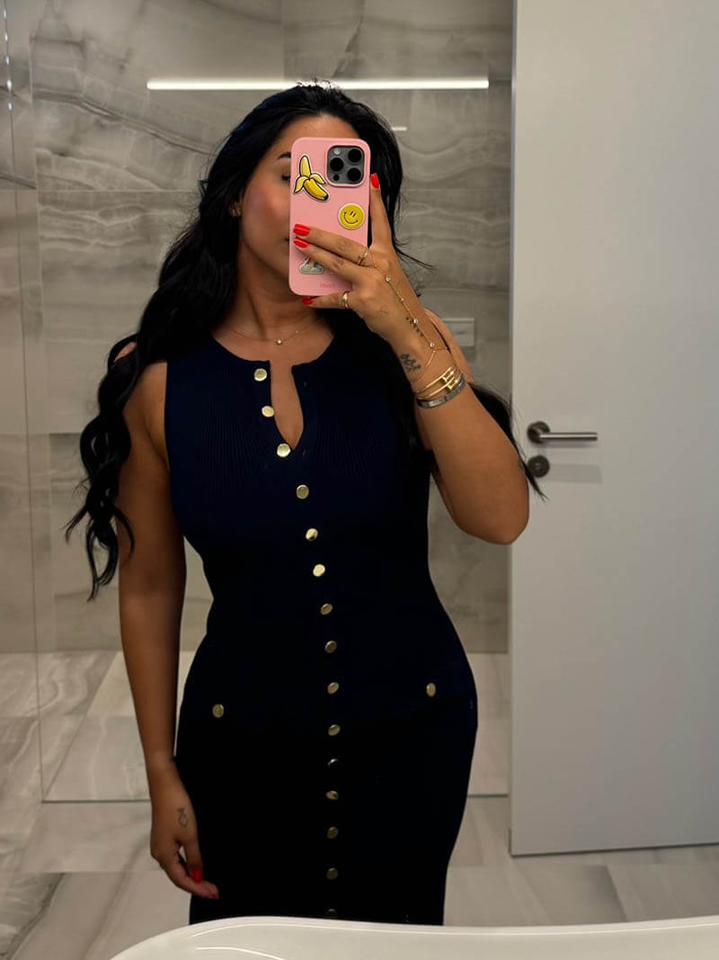 Vestido Midi Tejido con Botones Metálicos