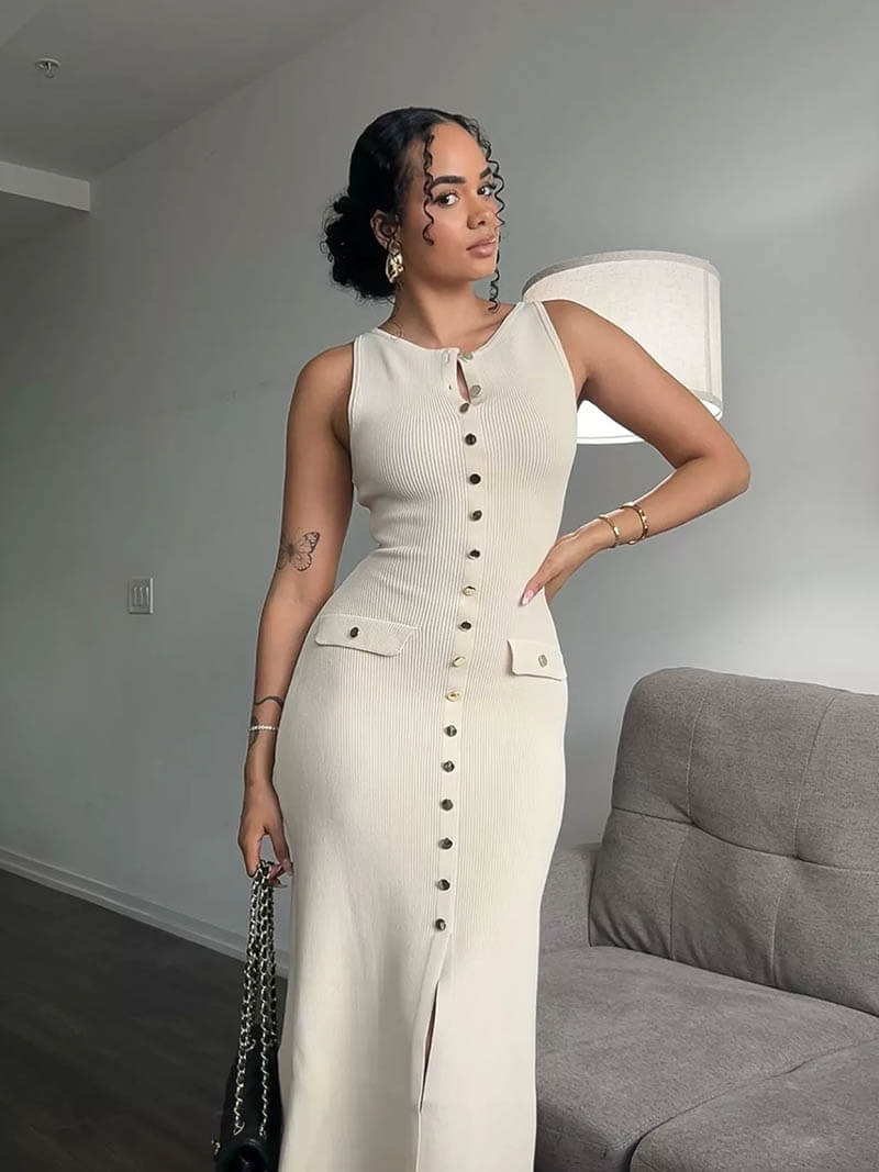 Vestido Midi Tejido con Botones Metálicos