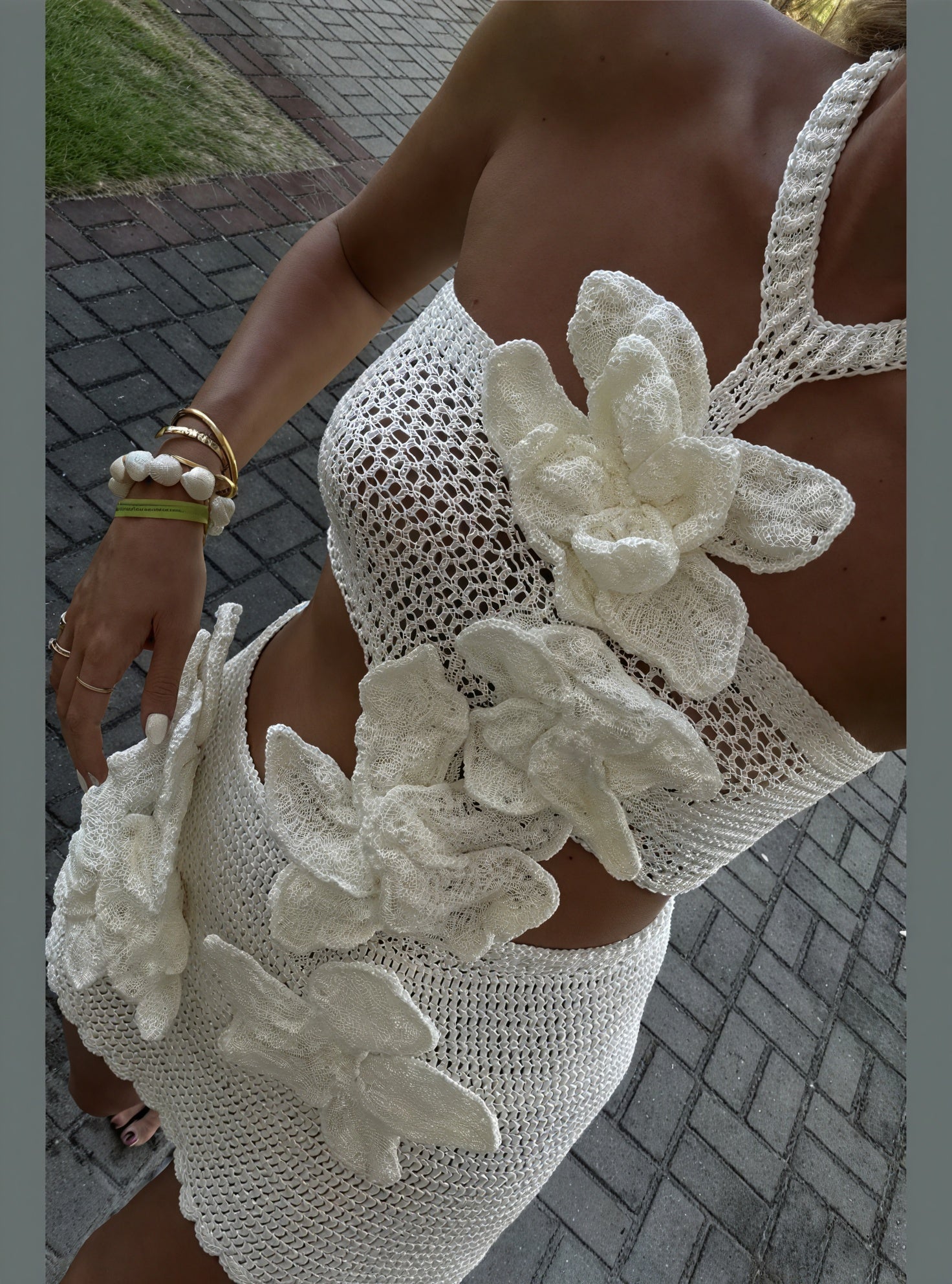 Vestido Crochet Floral con Choker