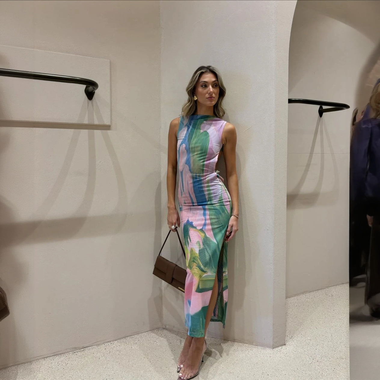 Vestido Floral Chic - Silueta Favorecedora