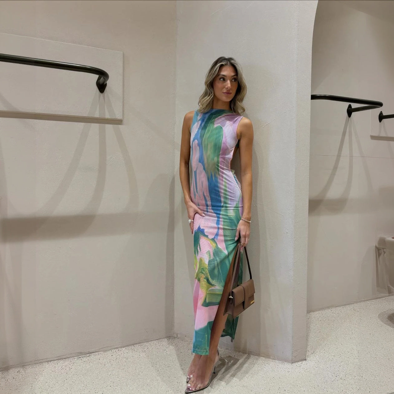 Vestido Floral Chic - Silueta Favorecedora