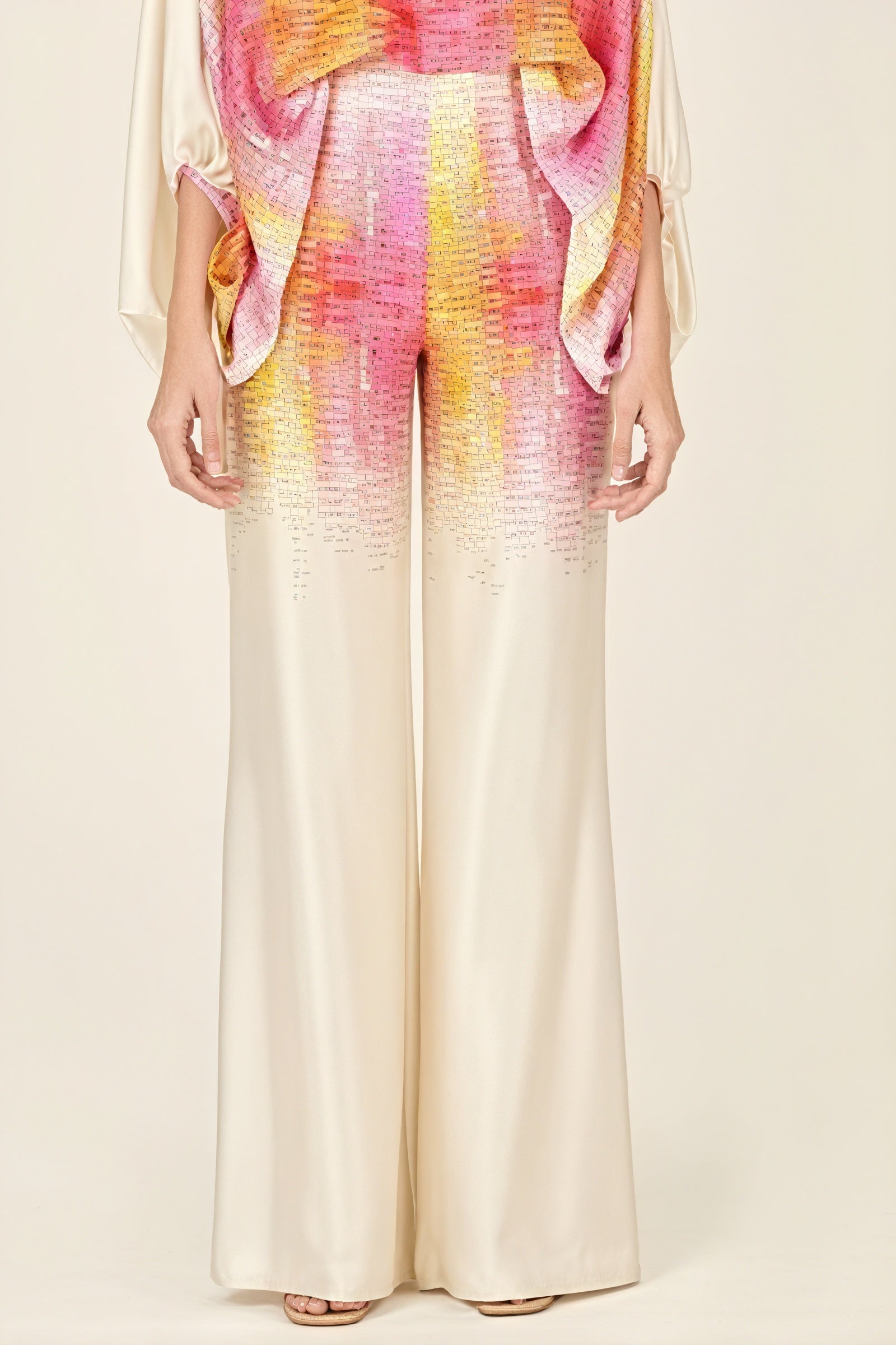 Traje Abstracto de Diseño Sofisticado