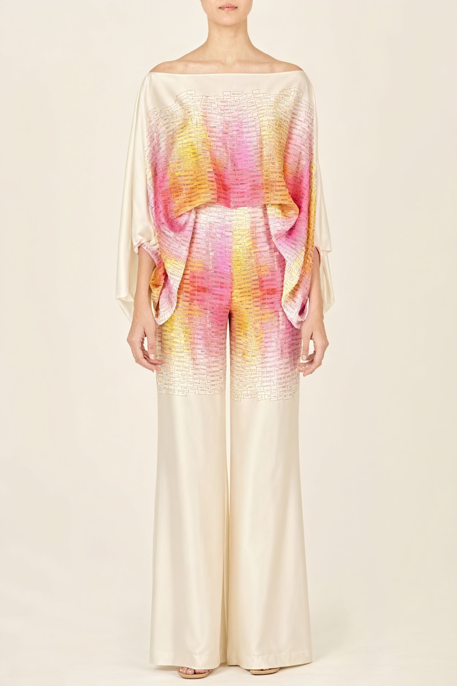 Traje Abstracto de Diseño Sofisticado