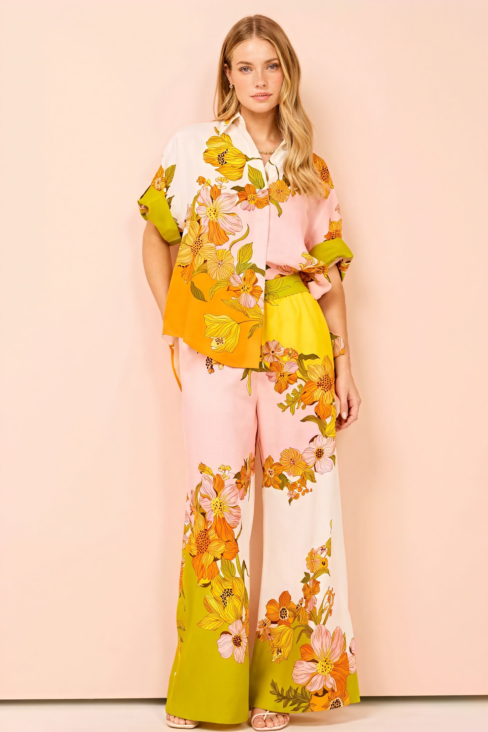 Conjunto Estampado Floral Vibrante