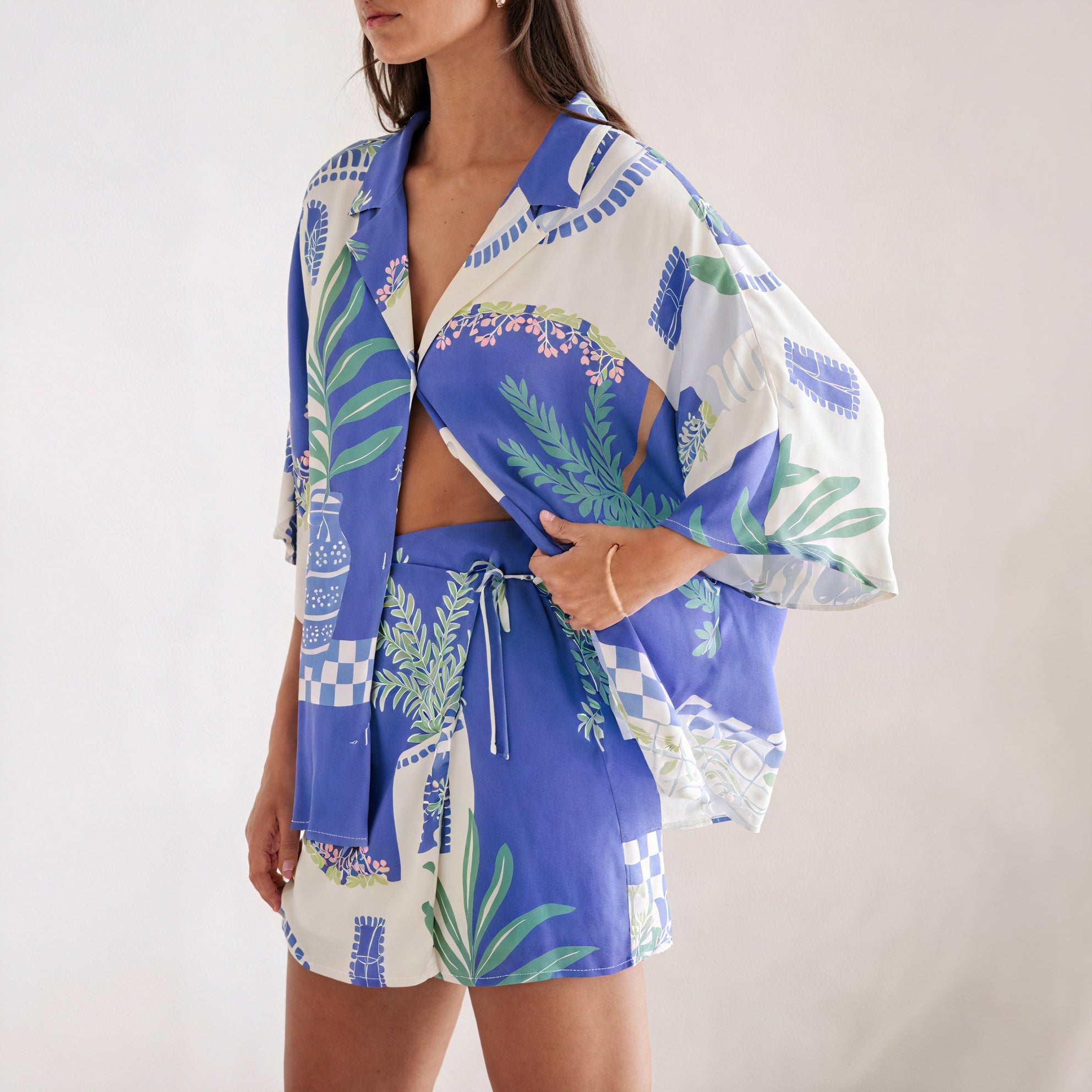 Conjunto Estampado Botánico y Arquitectónico