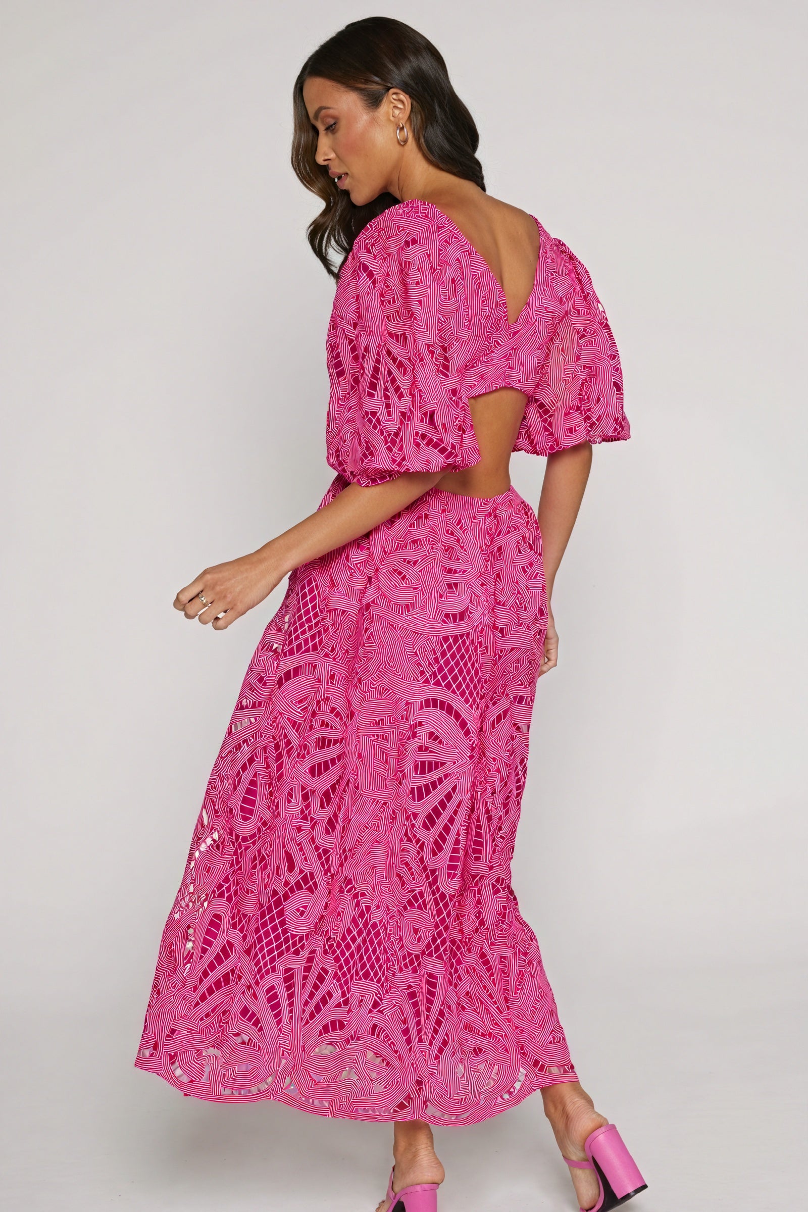 Vestido Midi Encaje Detalle Cut-Out