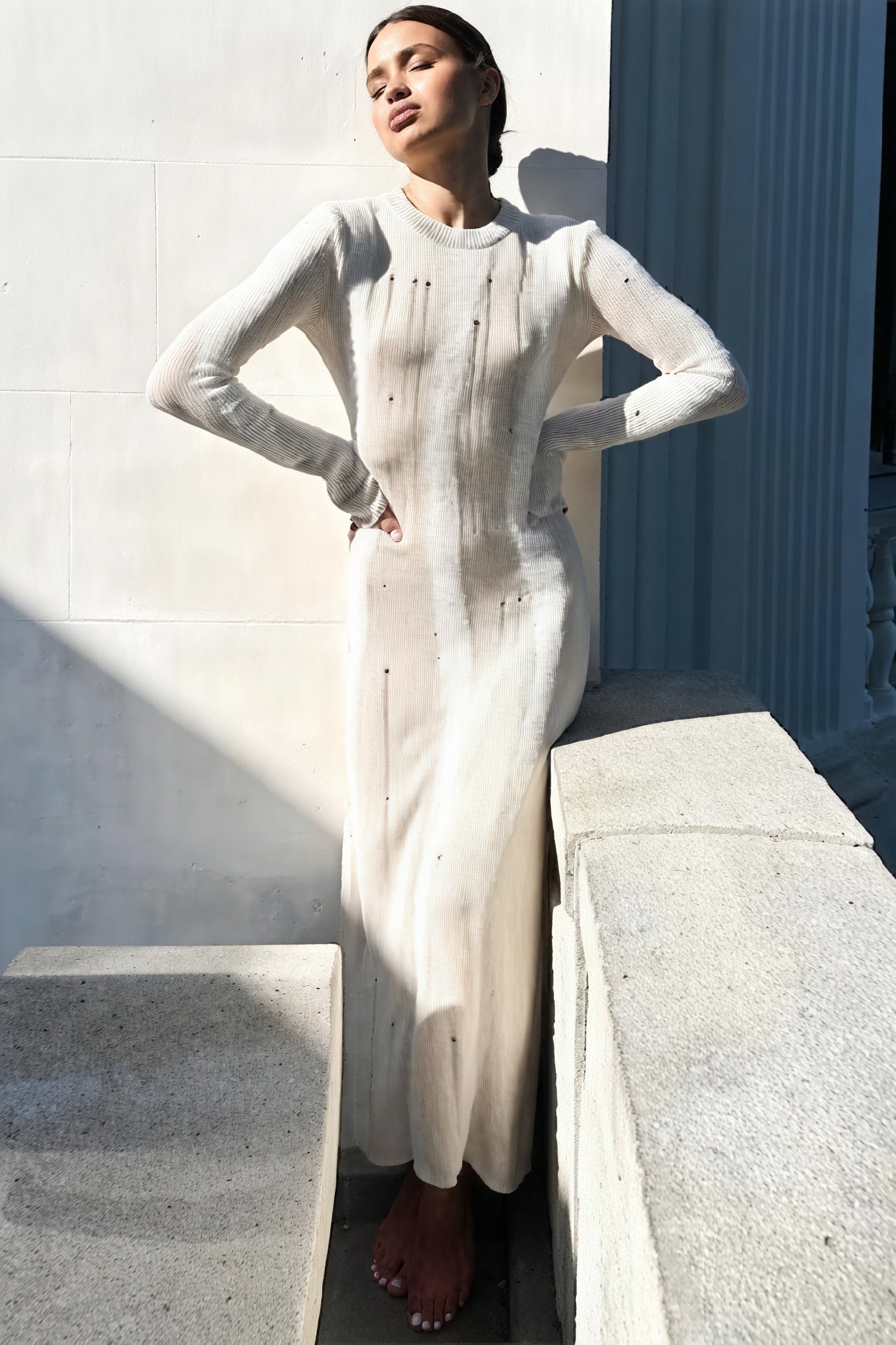 Vestido Largo Tejido con Detalle Perforado