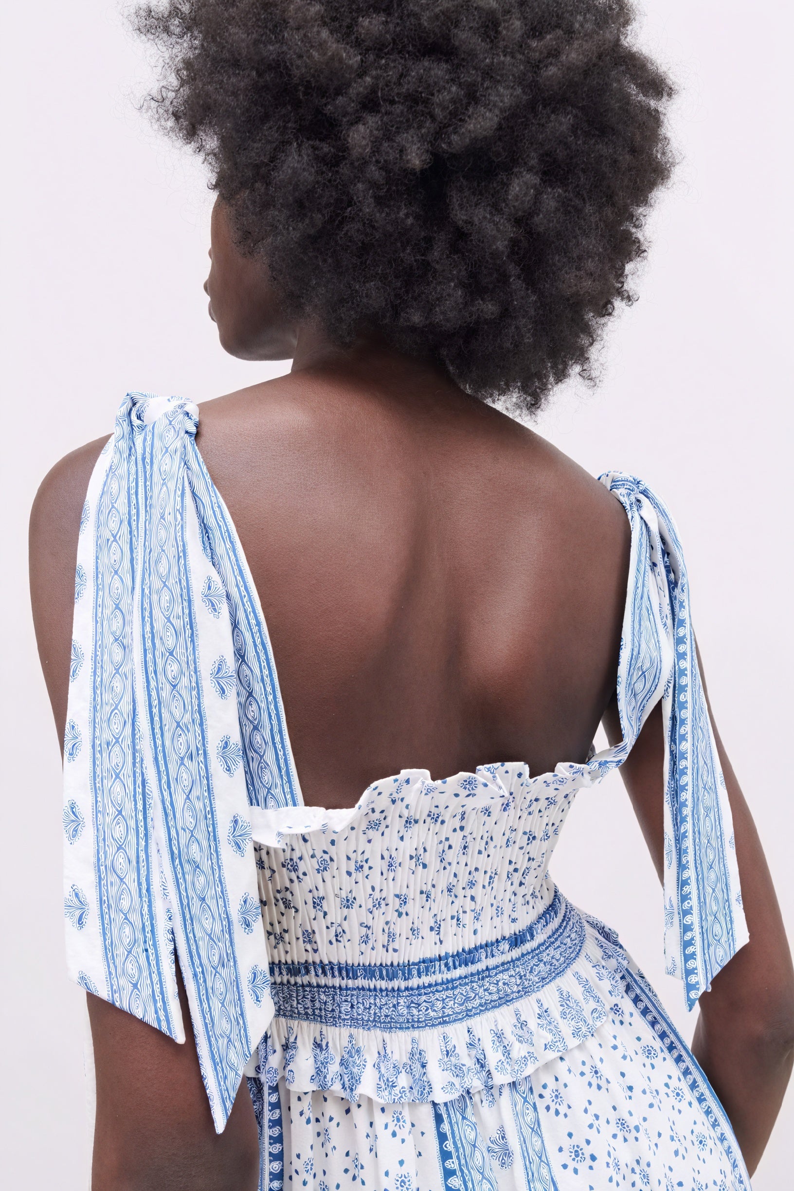 Vestido Midi Estampado con Tirantes Anudados