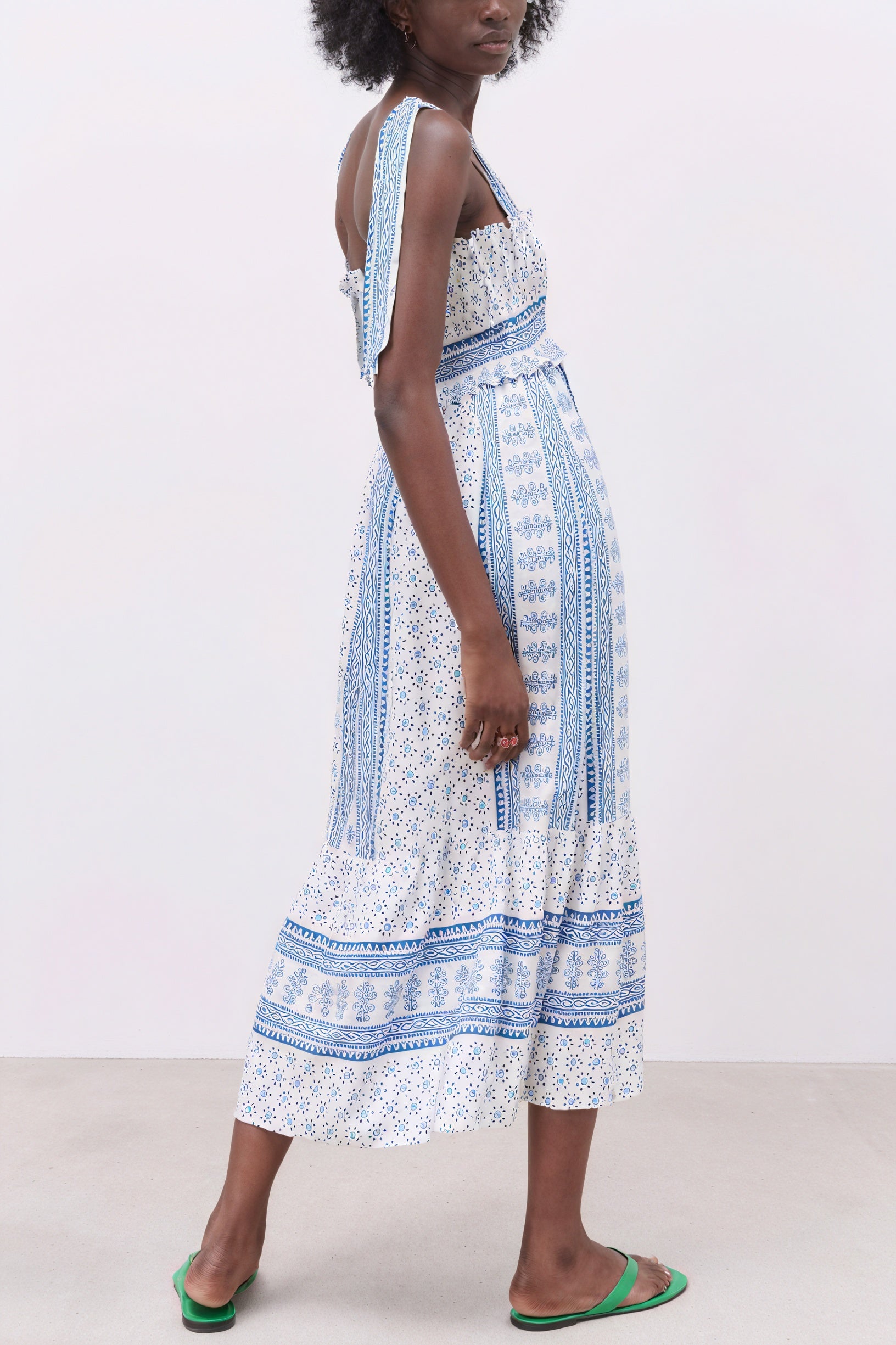 Vestido Midi Estampado con Tirantes Anudados