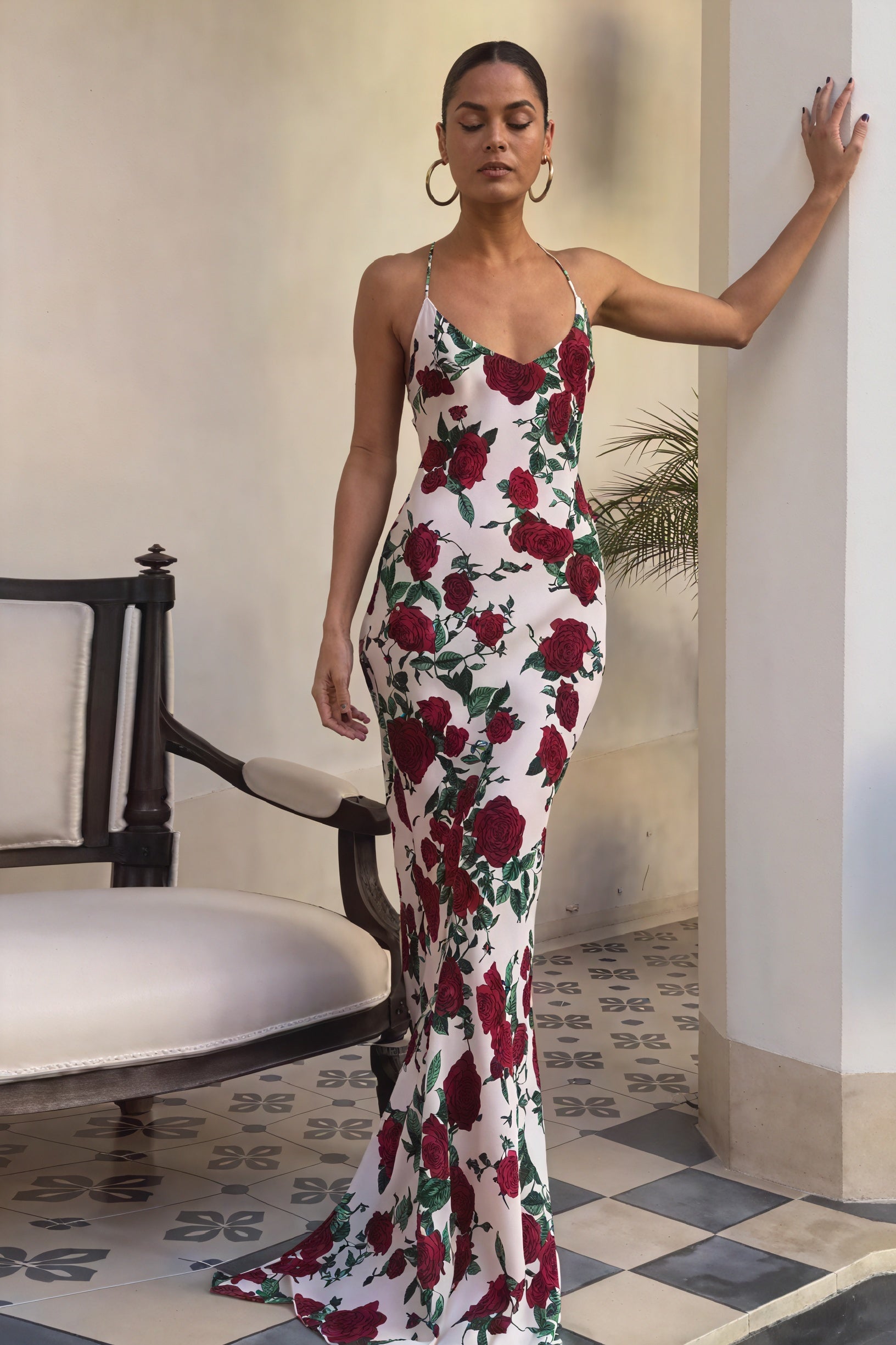 Vestido Floral Halter con Espalda Descubierta