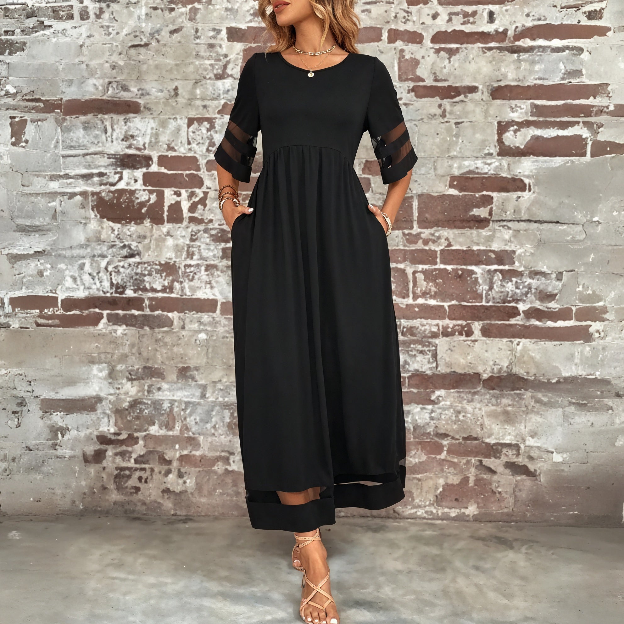 Vestido Maxi con Detalles de Malla