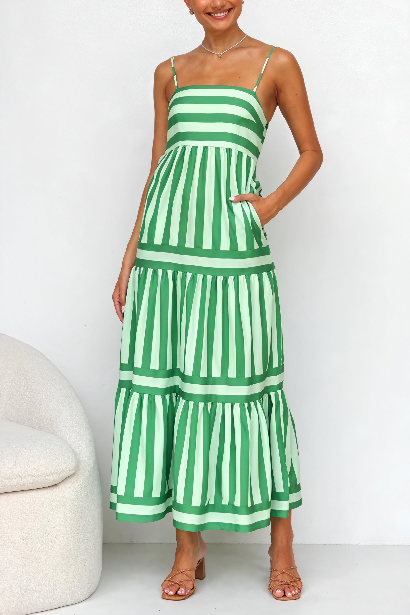 Vestido Maxi Rayas Verticales con Bolsillos