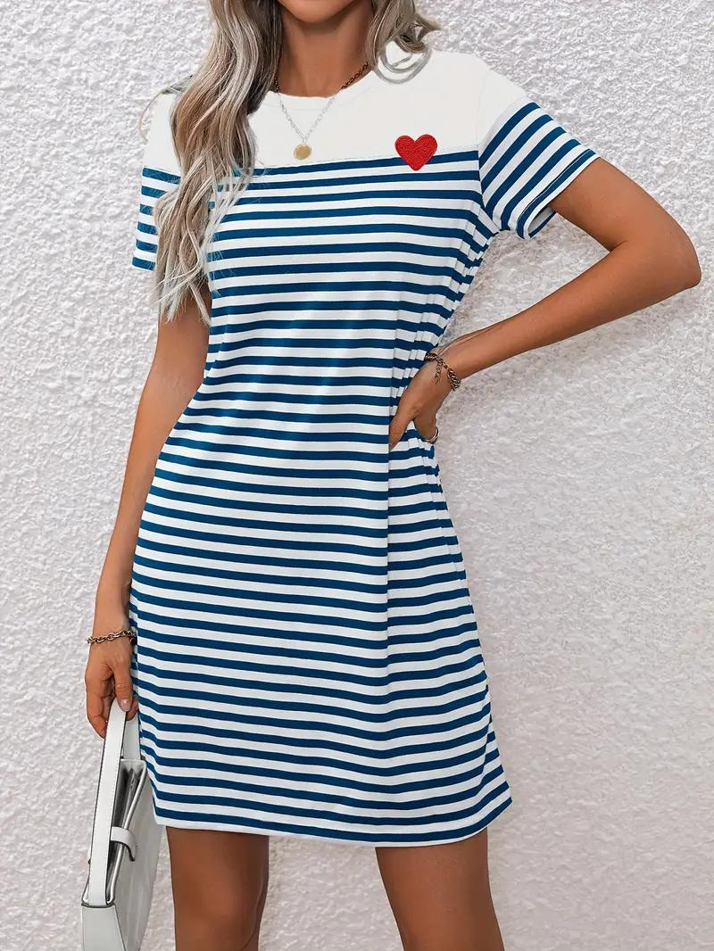 Vestido Casual Rayas y Corazón Bordado