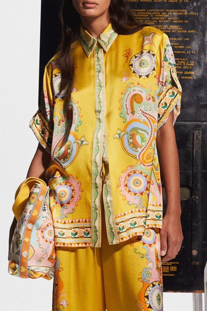 Conjunto Estampado Paisley: Elegancia Mediterránea