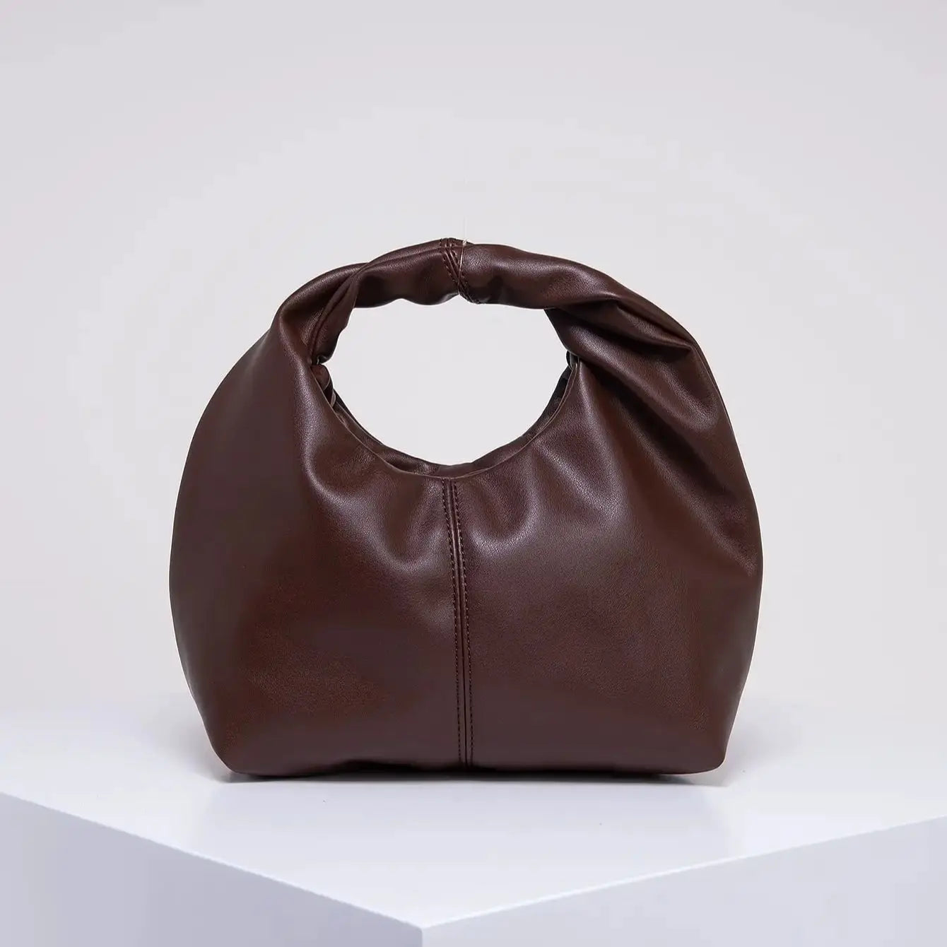 Bolso Minimalista con Asa Anudada