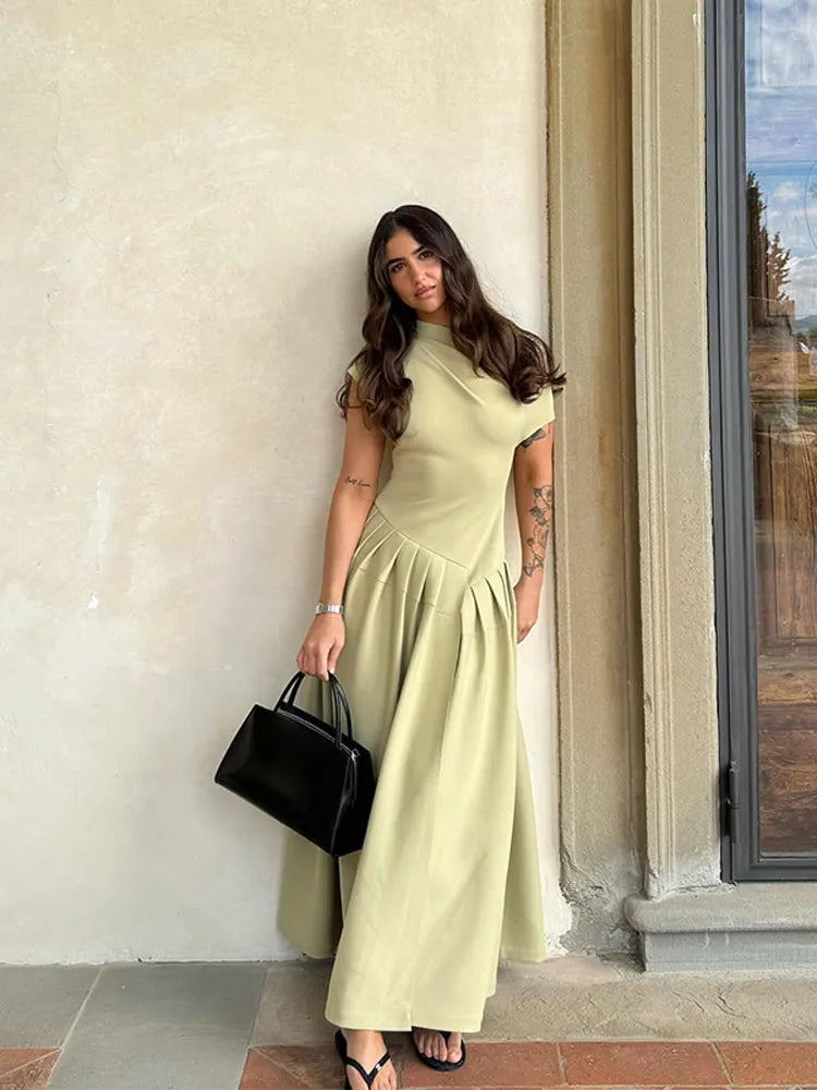 Vestido Midi Asimétrico – Sofisticación Moderna