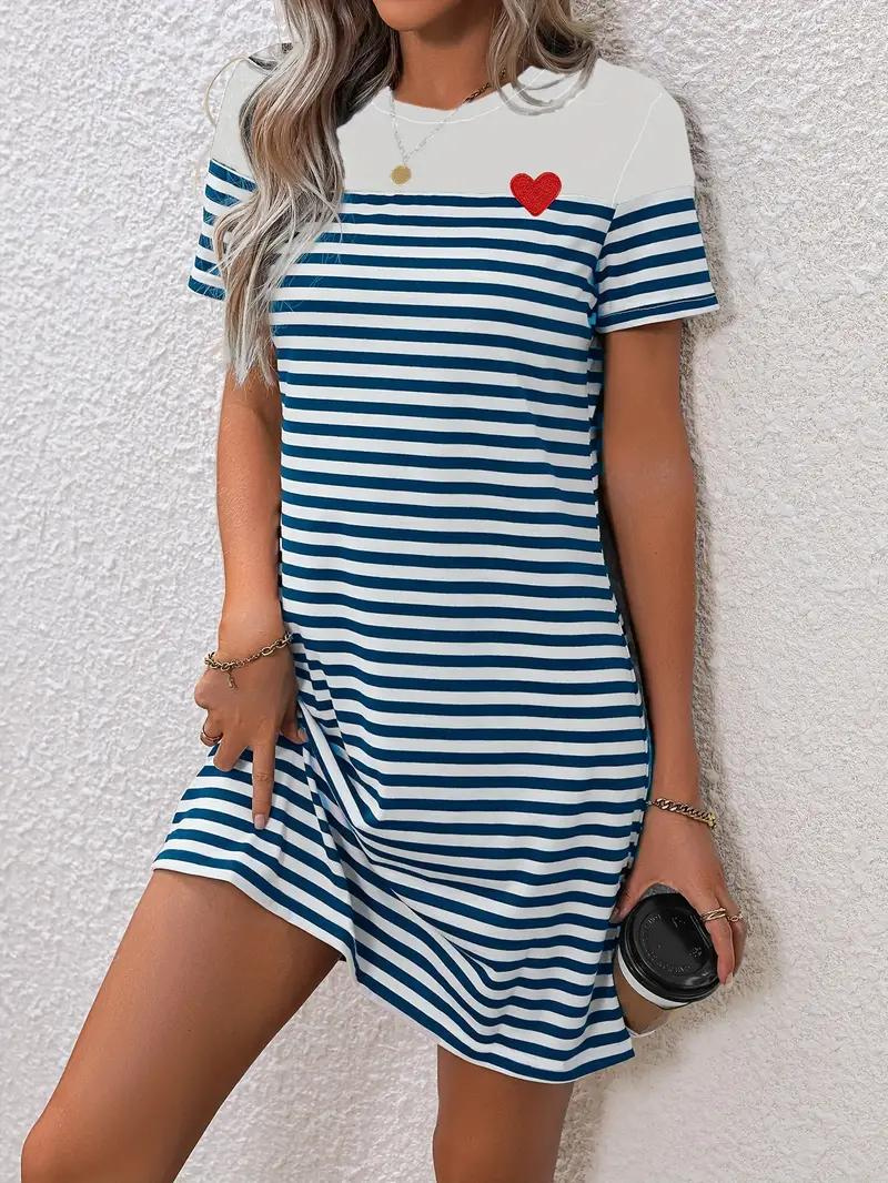 Vestido Casual Rayas y Corazón Bordado