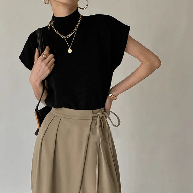Top Minimalista de Cuello Alto