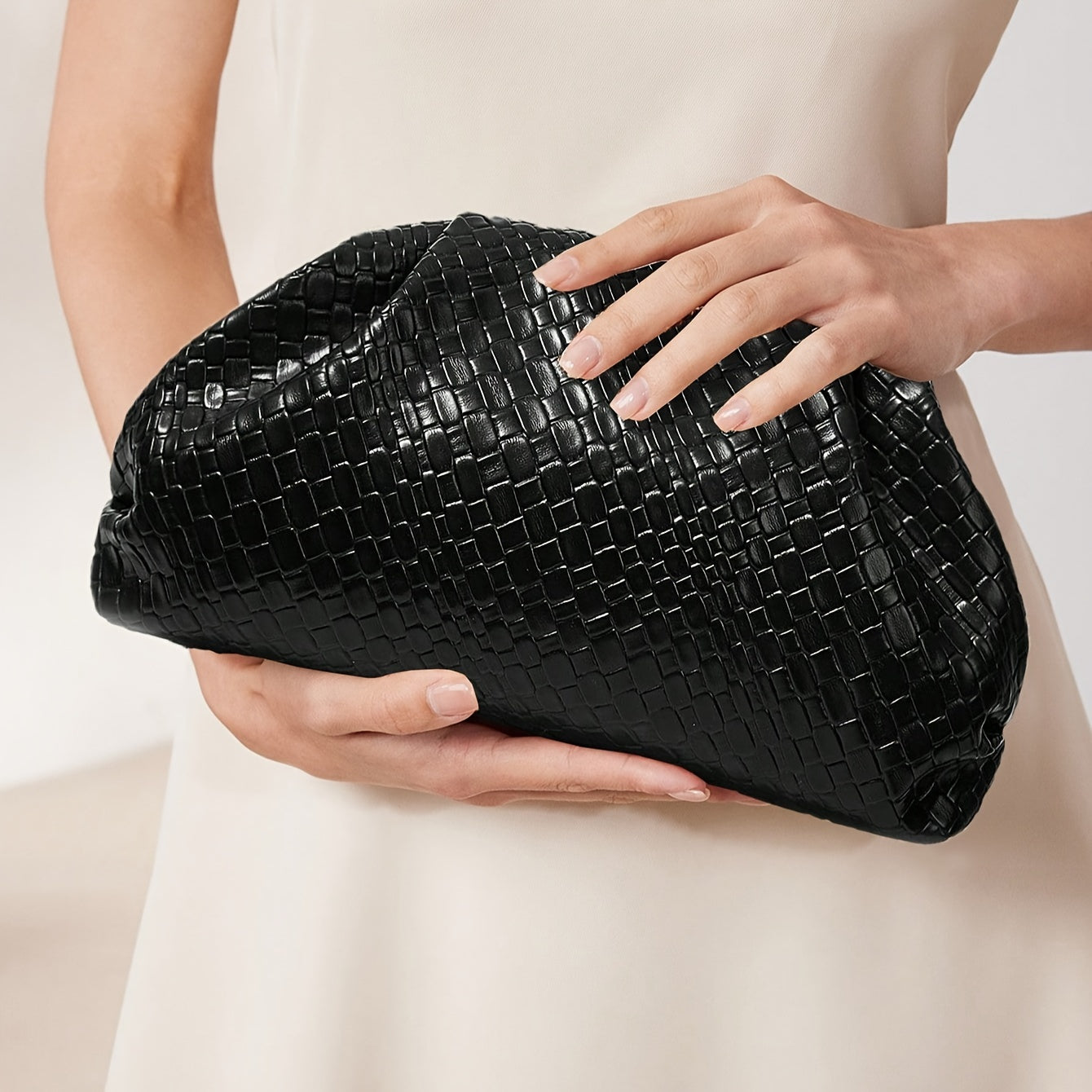 Bolso de Mano Tejido Nube