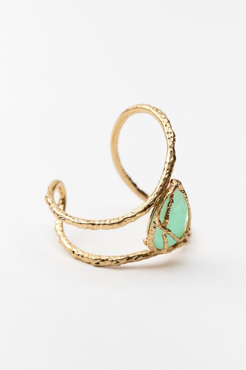 Brazalete con Gema Ovalada y Textura Artesanal