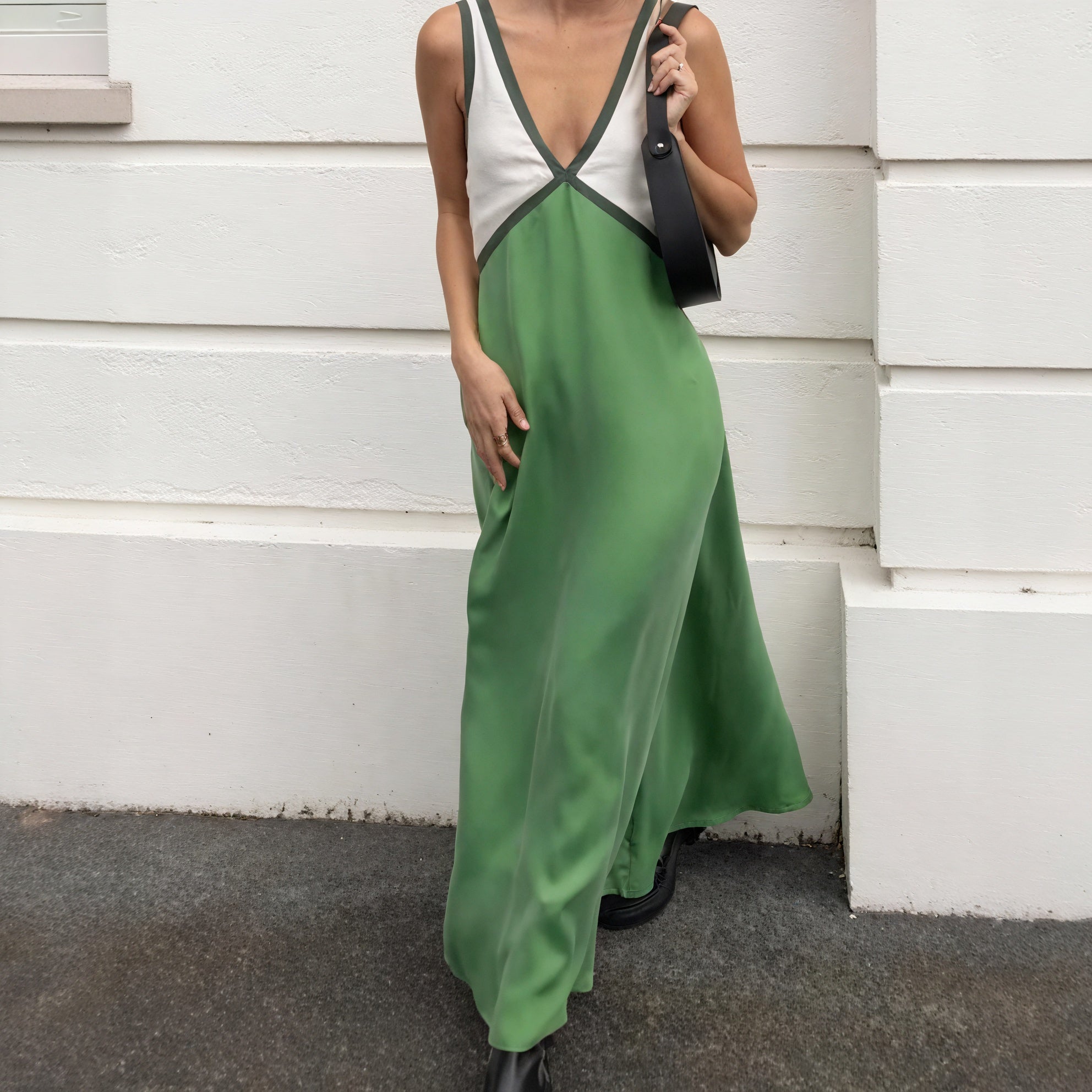 Vestido Midi Color Block Elegante y Moderno