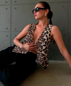 Top Estampado Animal con Botones