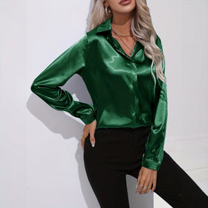 Blusa Elegante de Satén con Cuello Clásico