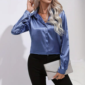 Blusa Elegante de Satén con Cuello Clásico