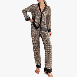 Conjunto de Pijama Chic Moderno