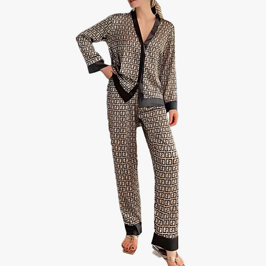 Conjunto de Pijama Chic Moderno