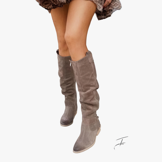 Botas Elegantes de Diseño Contemporáneo