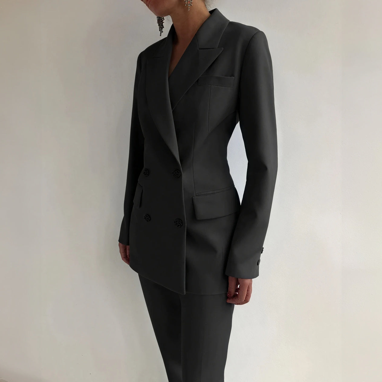Traje Chic y Sofisticado para Eventos