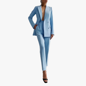 Traje Chic y Sofisticado para Eventos