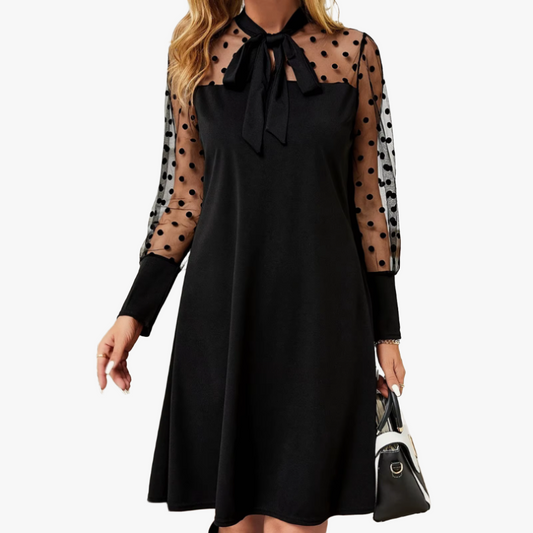 Vestido Elegante con Detalles Únicos