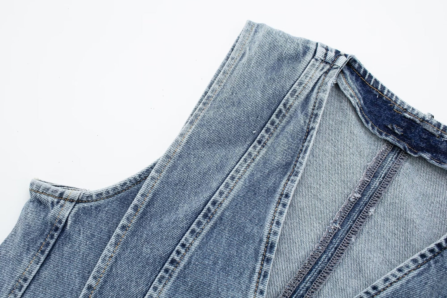 Chaleco Denim Estructurado - Diseño Contemporáneo