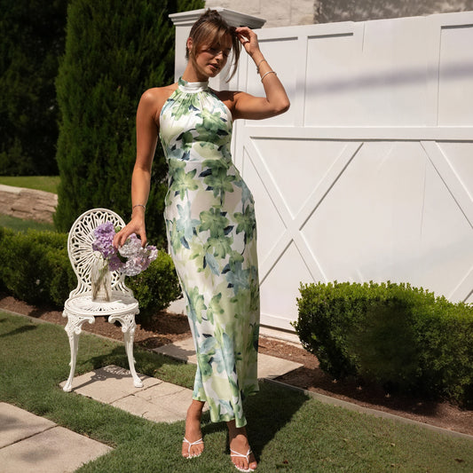 Vestido Halter Floral Fluido