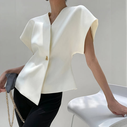 Top Elegante con Detalle Dorado Sofisticado