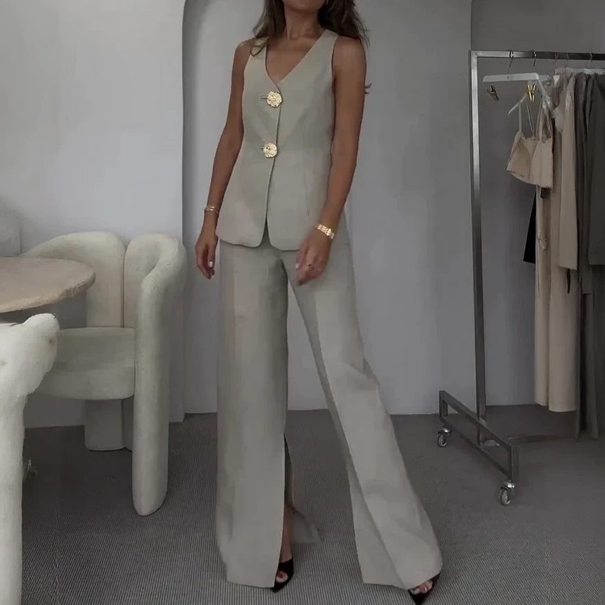 Conjunto Chic: Chaleco y Pantalón de Pierna Ancha