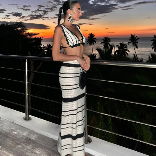 Conjunto Crochet Rayas: Top Halter y Falda