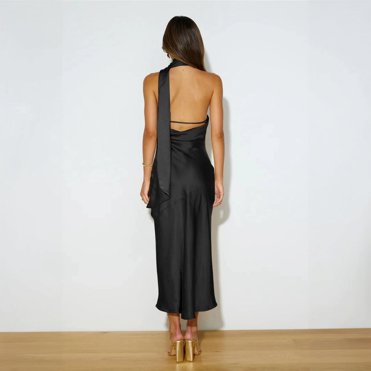 Vestido Asimétrico Halter Elegante