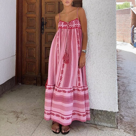 Vestido Bohemio Bordado con Detalles de Borlas