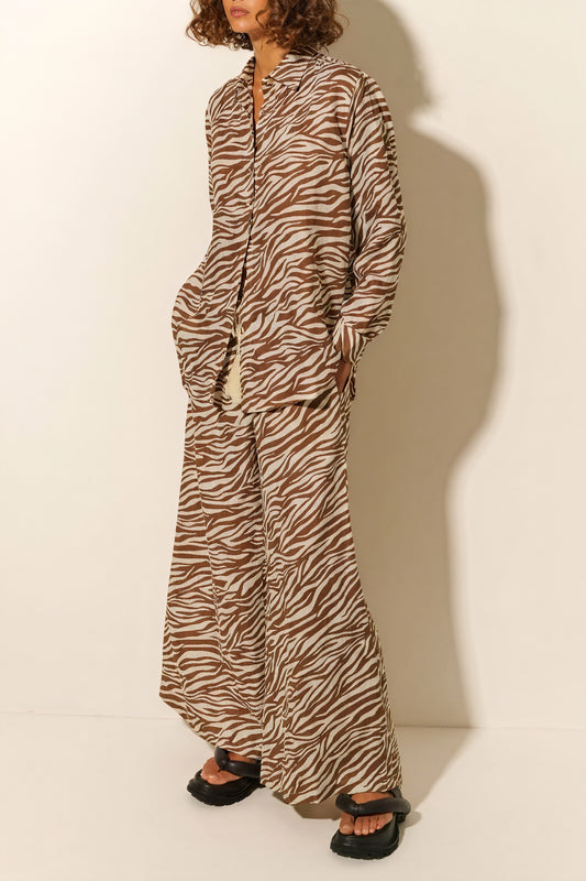 Conjunto Estampado Cebra: Camisa y Pantalón