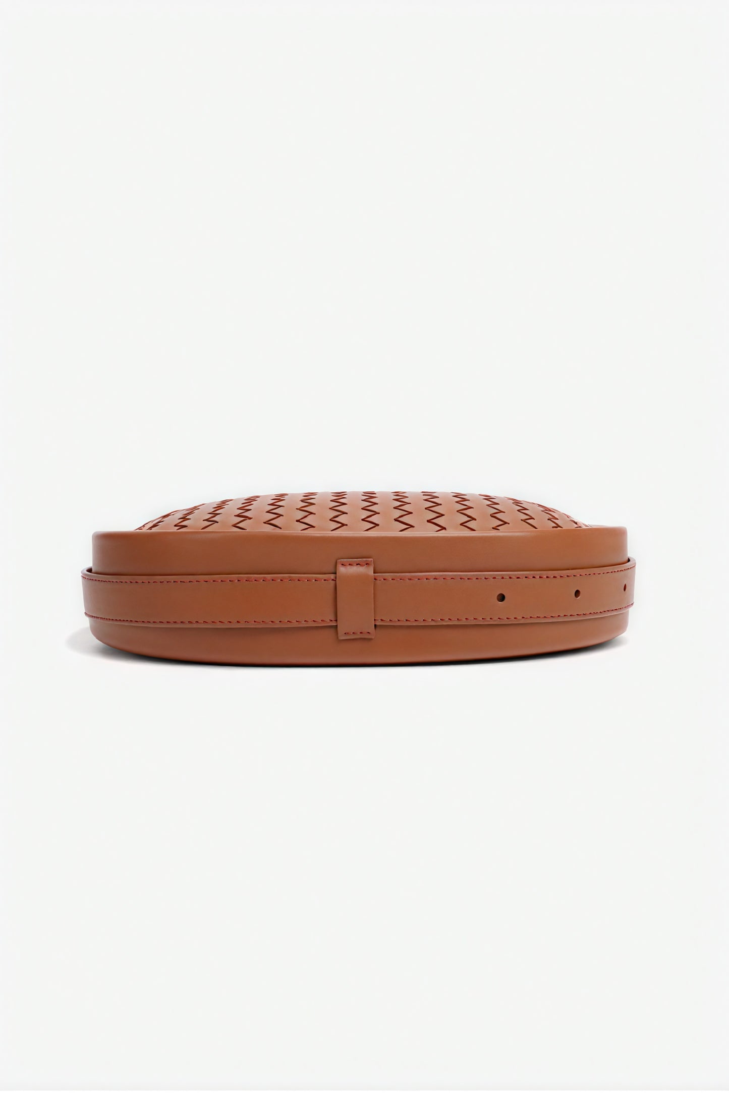 Bolso Media Luna Tejido – Elegancia Artesanal