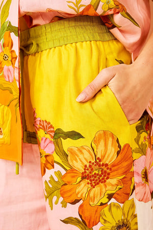 Conjunto Estampado Floral Vibrante