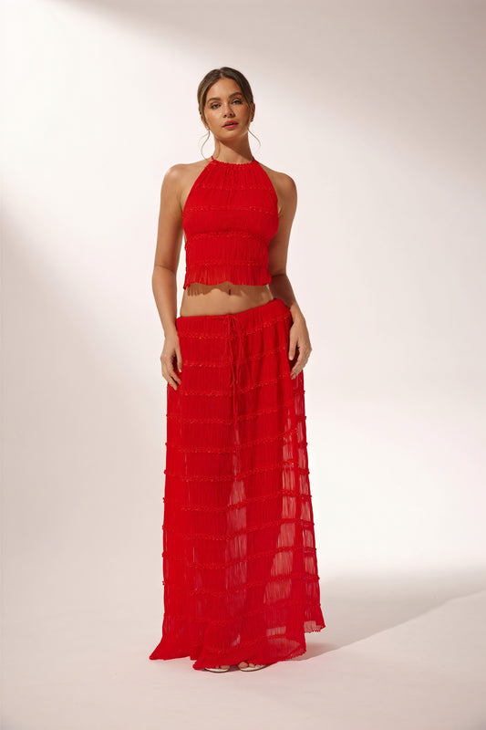Conjunto Chic: Top Halter y Falda Maxi Fluida